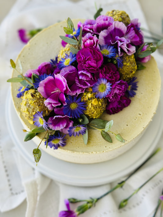 Pistachio & Black Currant Flower Power