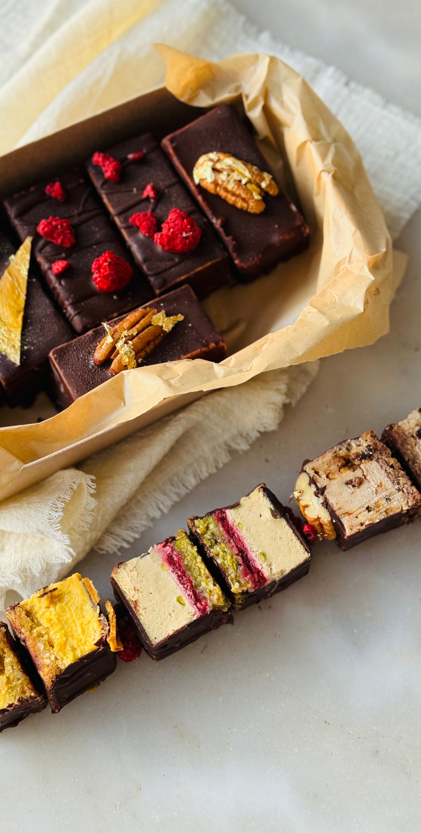 *CANDY BAR COMBO: DEMURE EXPERIENCE