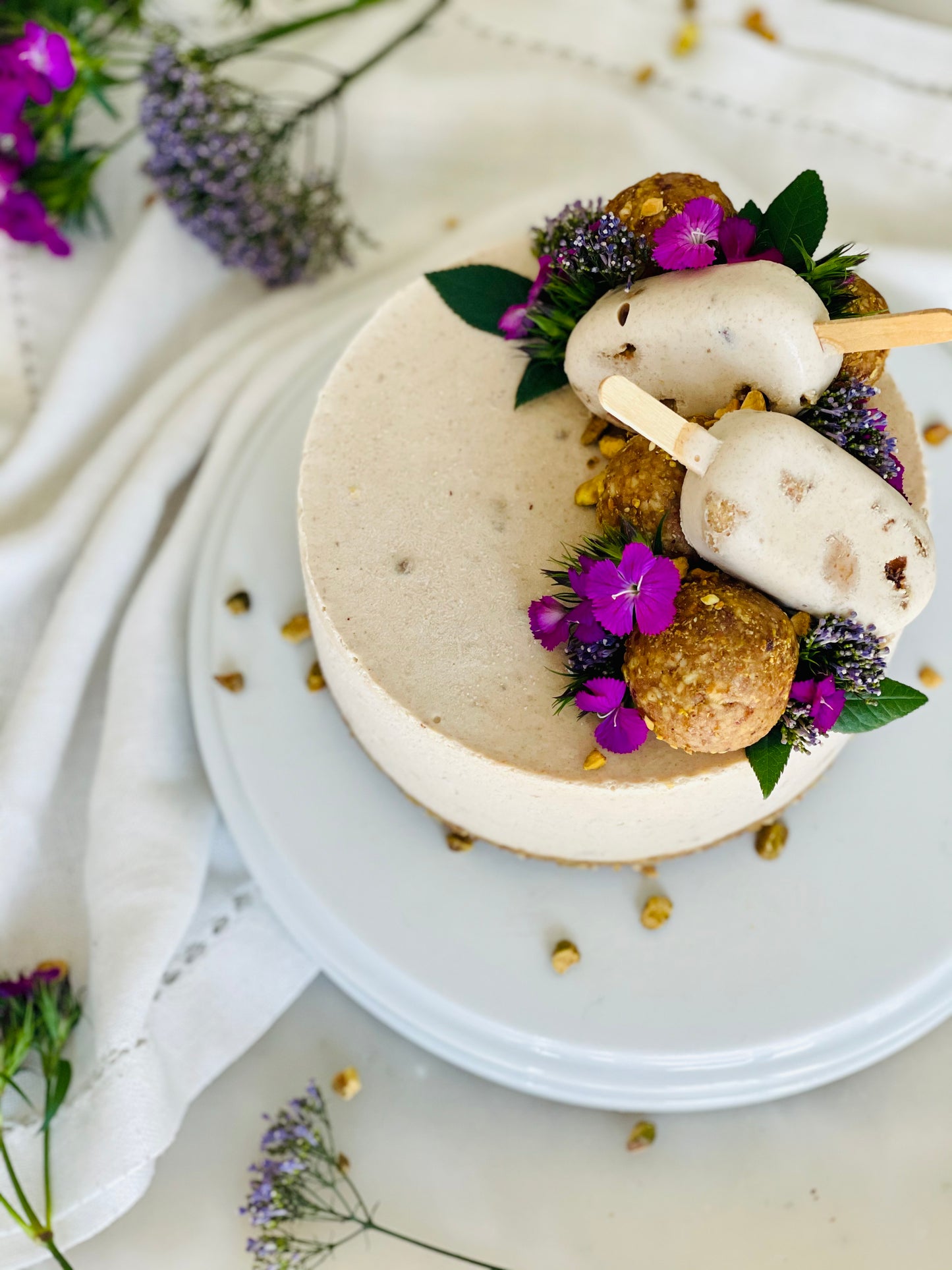 Dry fig. Caramel cream. Roasted pistachio.