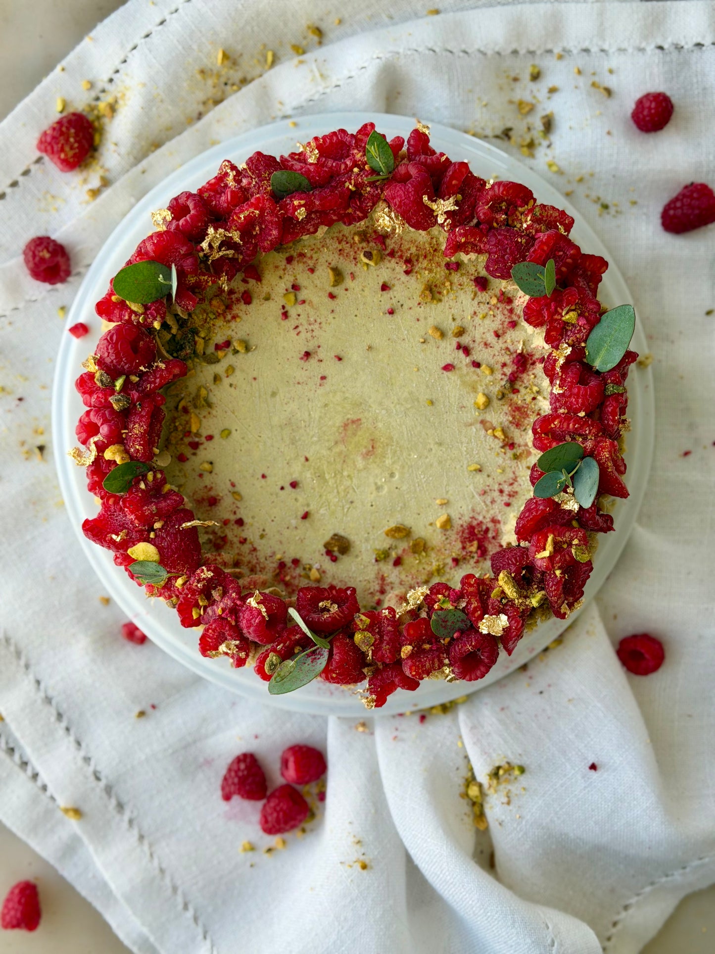 PISTACHIO & RASPBERRY COULIS