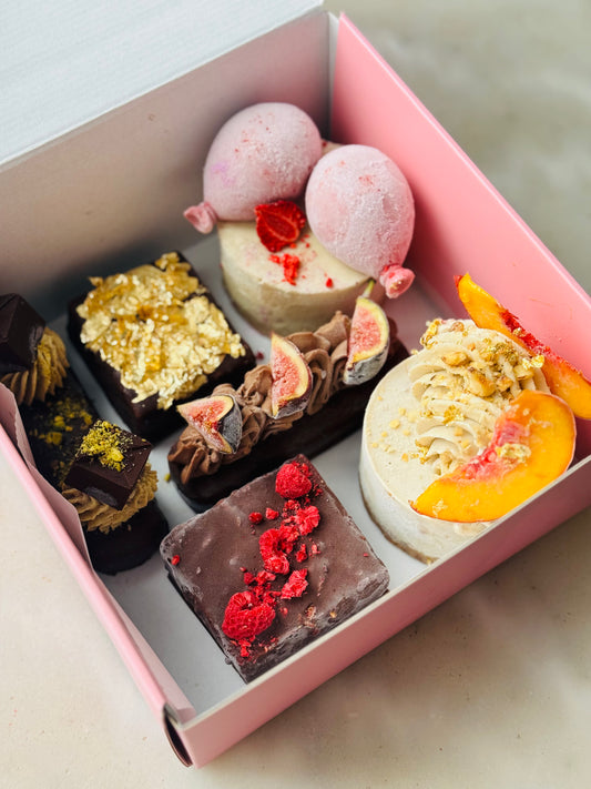 🔥 HOT AND NEW /THE CELEBRATION MIXED FLAVOR BOX * LIMITED EDITION