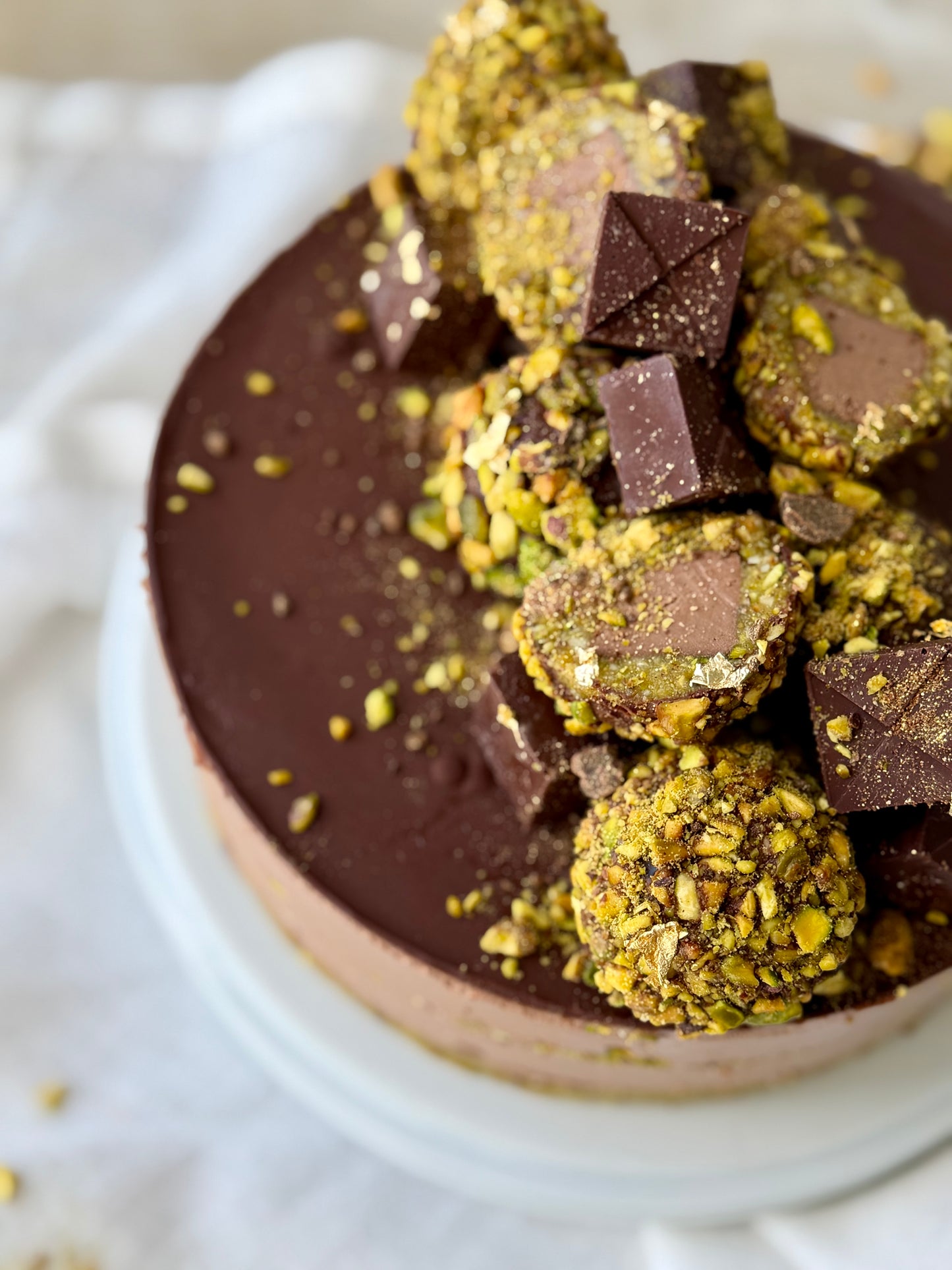 PISTACHIO NOUGAT &  DARK CHOCOLATE