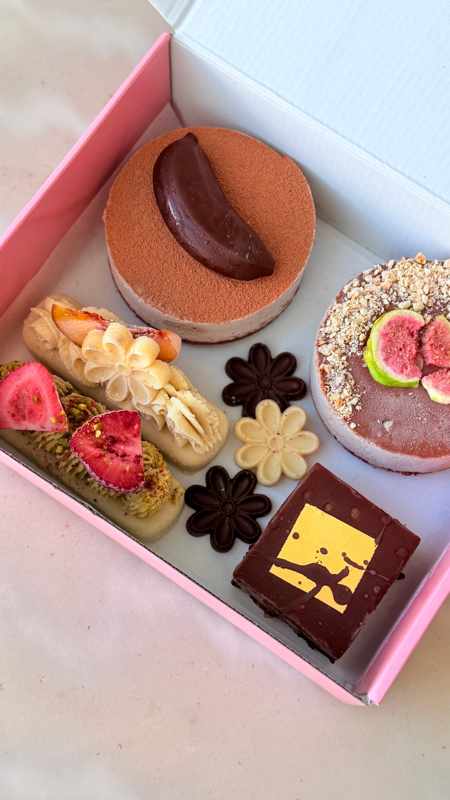 ✨ ULTIMATE CELEBRATION BOX